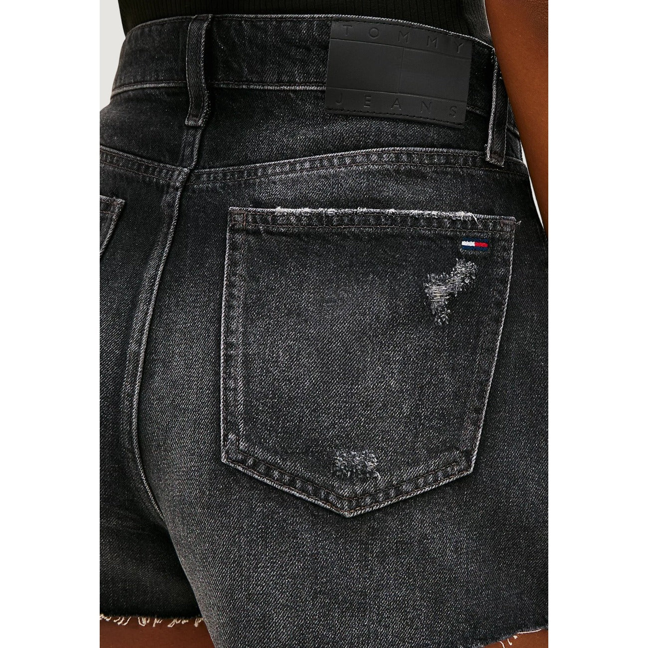 Short DW0DW22687 Nero