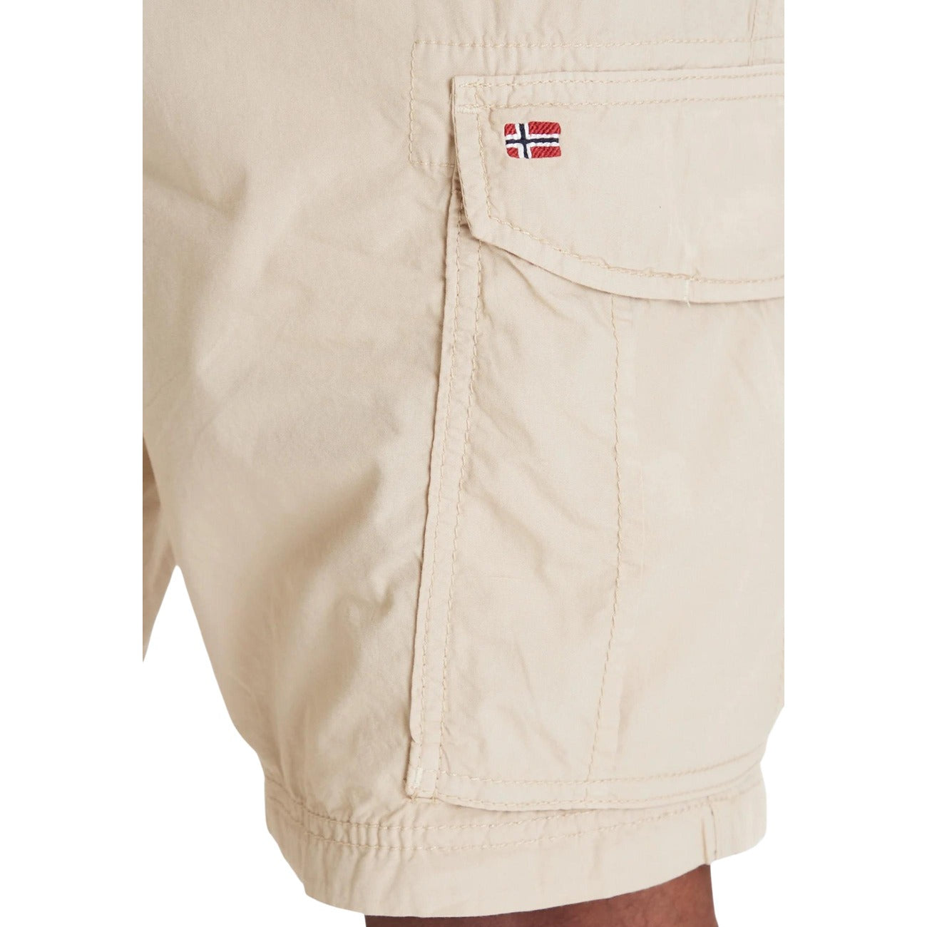 Bermuda NP0A4HOQ Beige