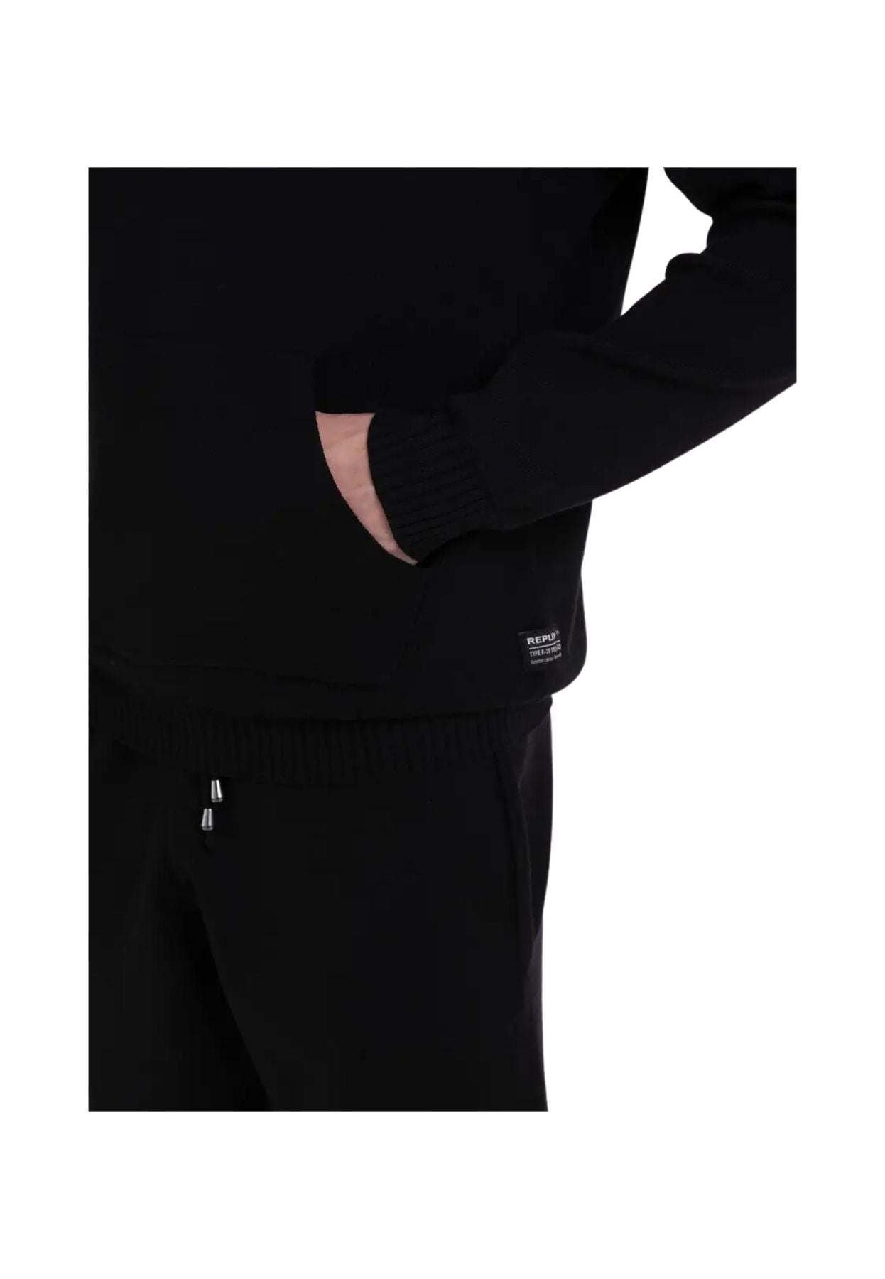 Maglione con cappuccio recycled nero